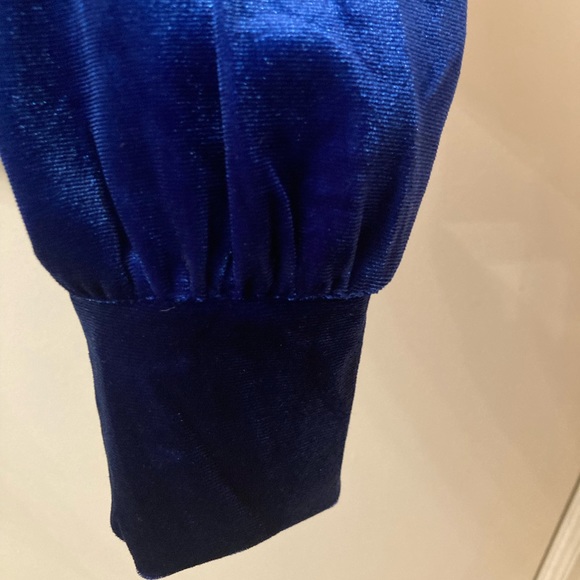 Velour Blue Top - Picture 3 of 8